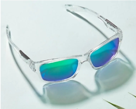 FASTRACK  Transparent Wayfarer Men Sunglasses (P448GR2T|57)